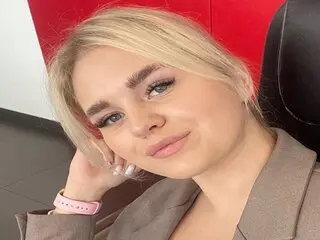 Shows sex nude DeliaWendless