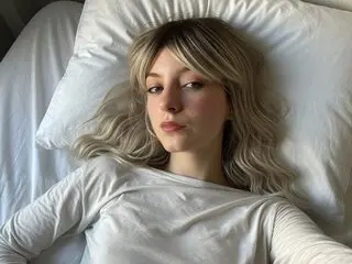 Pussy webcam cam ElissMeow