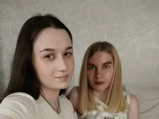 Sex jasmine livejasmine MerylAndOra