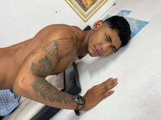 Jasminlive camshow livesex MickeyQuint