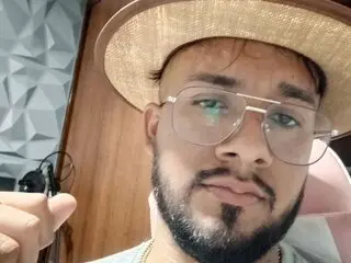 Pussy videos live RobertsVela